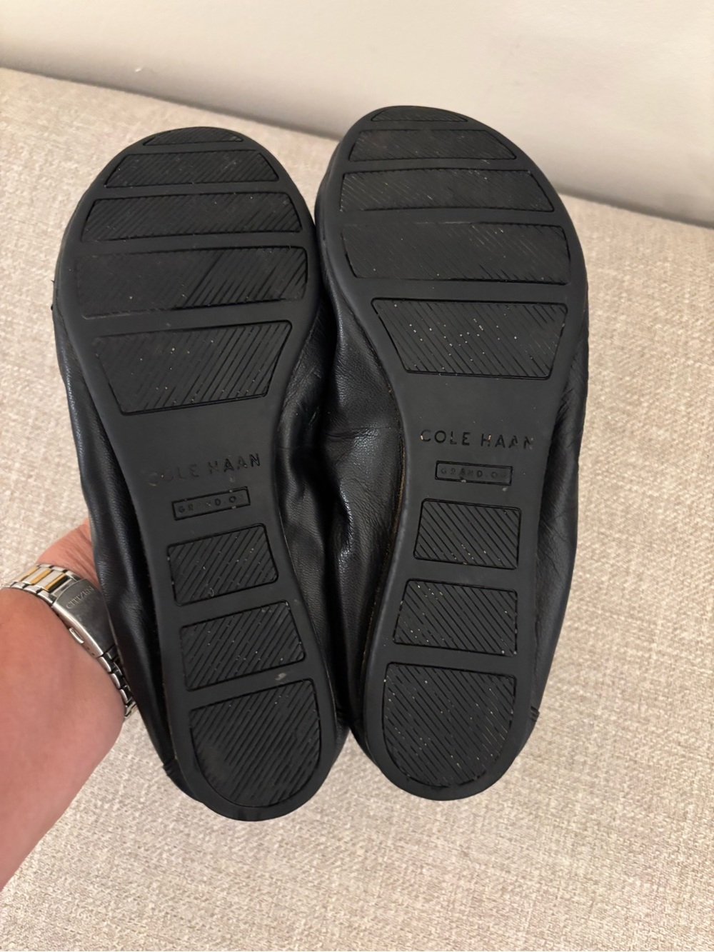 Cole Haan Tali Black SOFT LEATHER Ballet Scrunch Flats Women’s Size 9B (Medium) - Picture 6 of 6